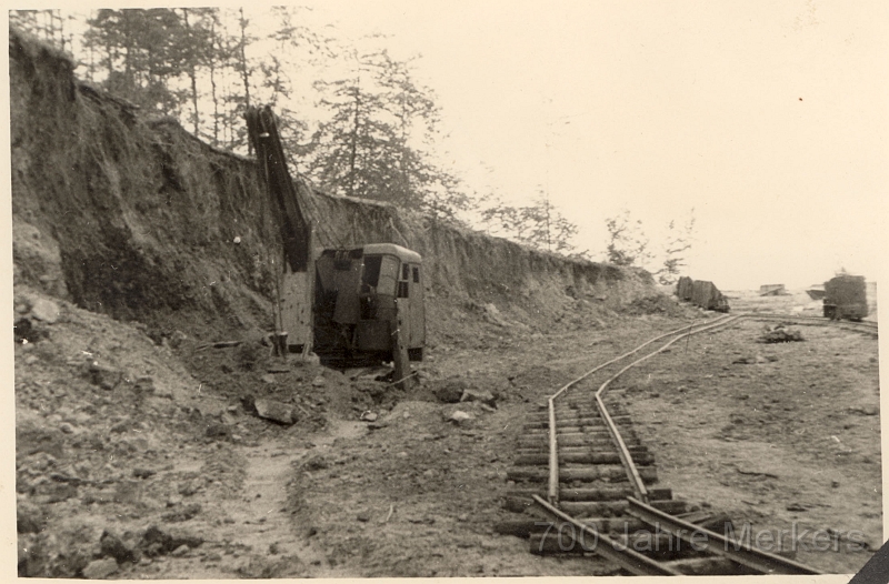 17.jpg - Westseite Stand der Arbeiten im Juni 1949 -03-